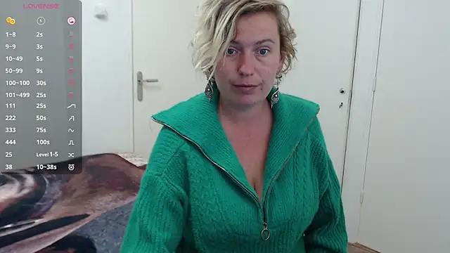 Snapshot of cumfun chatting on September 16, 2025, 6:58 am cumfun online show from September 16, 2025, 6:58 am