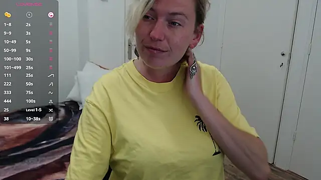 Snapshot of cumfun chatting on October 1, 2025, 7:13 am cumfun online show from October 1, 2025, 7:13 am