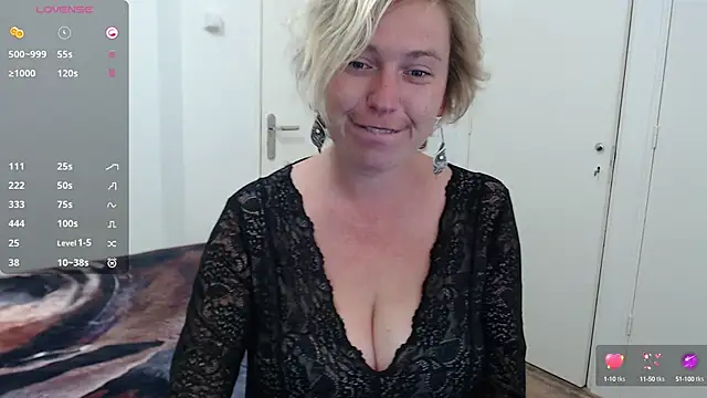 Snapshot of cumfun chatting on September 24, 2025, 6:53 am cumfun online show from September 24, 2025, 6:53 am