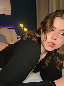 Snapshot of VictoriaLaFleur chatting on March 25, 2026, 9:24 pm VictoriaLaFleur online show from March 25, 2026, 9:24 pm