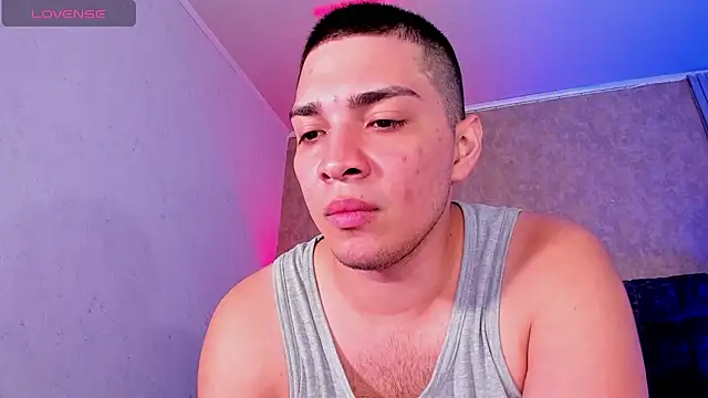Snapshot of JUANDIAMONDS98 chatting on February 20, 2025, 1:30 pm JUANDIAMONDS98 online show from February 20, 2025, 1:30 pm