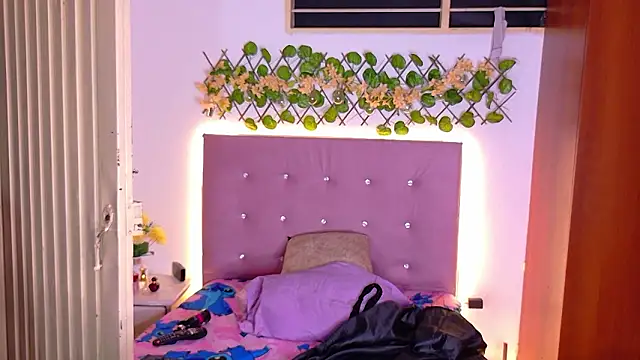 Snapshot of choco_dessert_ chatting on February 3, 2026, 6:40 am choco dessert online show from February 3, 2026, 6:40 am