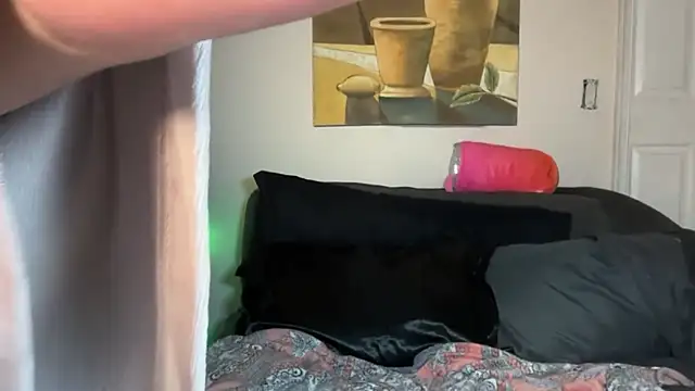 SashaEstrella online show from February 19, 2026, 6:43 am