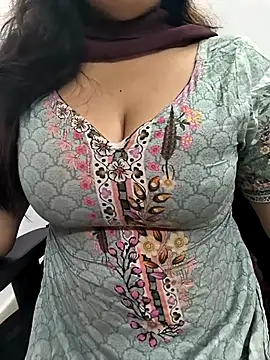 lovely zara online show from October 19, 2025, 12:57 am