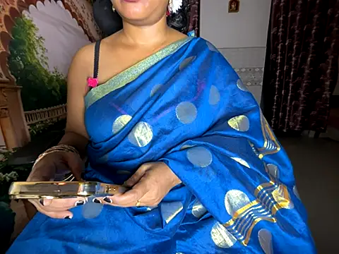 JASMINE1122 online show from September 27, 2025, 5:24 am