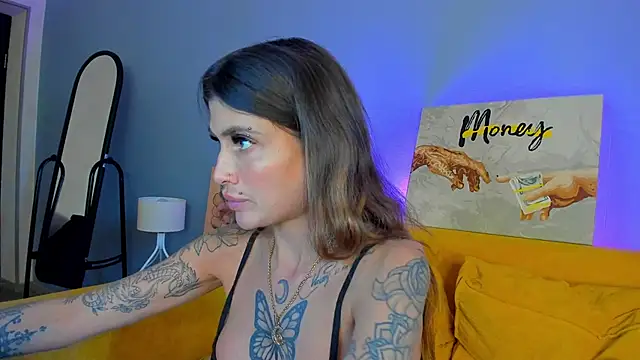 Snapshot of Patricia_Cox chatting on April 21, 2026, 2:51 am Patricia Cox online show from April 21, 2026, 2:51 am