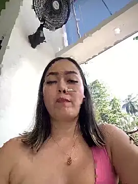 Snapshot of Danielavegax chatting on December 17, 2024, 7:48 pm Danielavegax online show from December 17, 2024, 7:48 pm