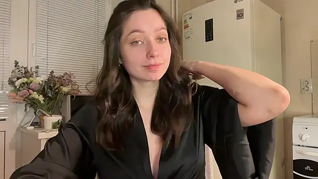  liatris  online show from November 14, 2025, 4:10 pm