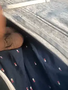 Snapshot of Lun4chuut chatting on March 1, 2025, 2:02 pm Lun4chuut online show from March 1, 2025, 2:02 pm