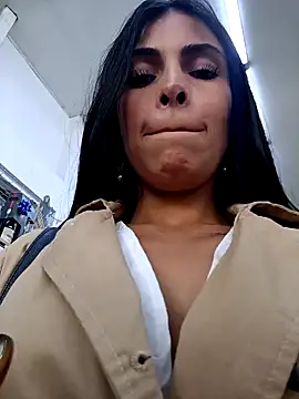 Snapshot of Astrid-- chatting on January 17, 2025, 8:11 pm Astrid-- online show from January 17, 2025, 8:11 pm