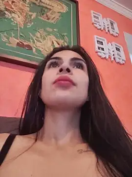 Astrid-- online show from May 16, 2026, 10:20 pm