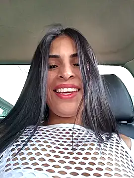 Snapshot of Astrid-- chatting on January 14, 2025, 7:43 pm Astrid-- online show from January 14, 2025, 7:43 pm
