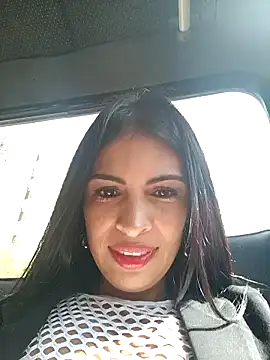 Snapshot of Astrid-- chatting on February 3, 2025, 2:45 pm Astrid-- online show from February 3, 2025, 2:45 pm