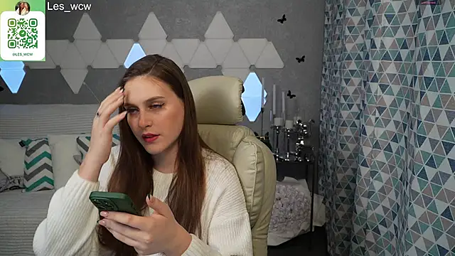 HarleyDeess online show from February 6, 2025, 10:10 pm