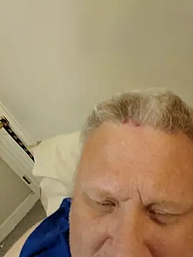 Snapshot of Jbirdb48 chatting on November 6, 2025, 5:11 am Jbirdb48 online show from November 6, 2025, 5:11 am