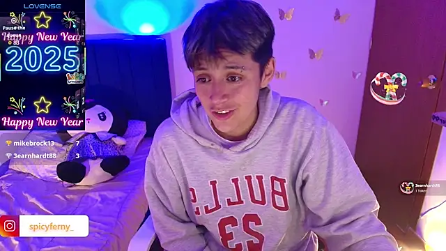 Snapshot of 9_Fernanda_9 chatting on December 21, 2025, 10:10 pm 9 Fernanda 9 online show from December 21, 2025, 10:10 pm