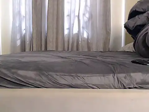 Snapshot of CurvyGlass chatting on March 23, 2025, 7:09 am CurvyGlass online show from March 23, 2025, 7:09 am