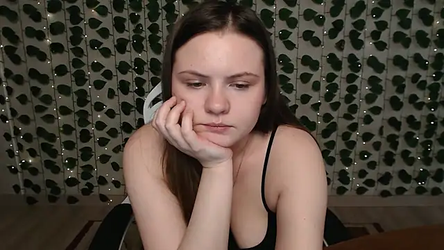 Snapshot of IxxiLiana chatting on February 20, 2025, 7:23 am IxxiLiana online show from February 20, 2025, 7:23 am