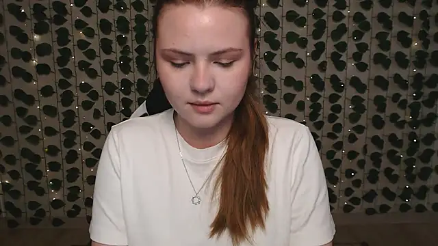 Snapshot of IxxiLiana chatting on March 9, 2025, 5:22 am IxxiLiana online show from March 9, 2025, 5:22 am