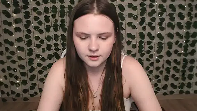 Snapshot of IxxiLiana chatting on March 14, 2025, 5:05 am IxxiLiana online show from March 14, 2025, 5:05 am