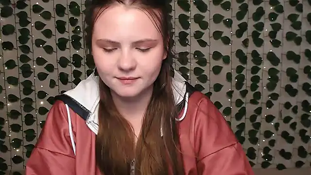 Snapshot of IxxiLiana chatting on February 10, 2025, 7:15 am IxxiLiana online show from February 10, 2025, 7:15 am