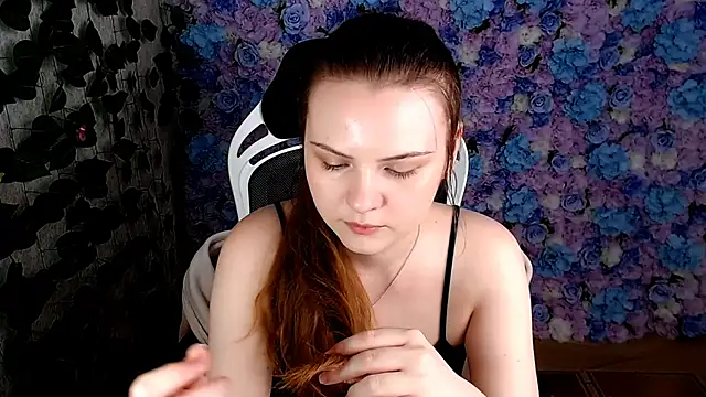 Snapshot of IxxiLiana chatting on September 30, 2025, 5:13 am IxxiLiana online show from September 30, 2025, 5:13 am