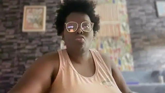 Snapshot of Yagurl__west chatting on September 27, 2025, 5:02 am Yagurl west online show from September 27, 2025, 5:02 am