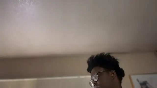 Snapshot of Yagurl__west chatting on October 4, 2025, 10:55 pm Yagurl west online show from October 4, 2025, 10:55 pm