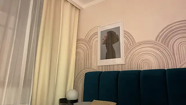 Snapshot of viviann_evans chatting on February 10, 2026, 2:43 am viviann evans online show from February 10, 2026, 2:43 am