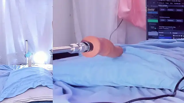 Sabrina Adams04 online show from April 7, 2026, 12:18 pm