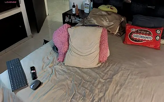 Snapshot of Manolo_Hot1 chatting on April 8, 2026, 7:48 pm Manolo Hot1 online show from April 8, 2026, 7:48 pm