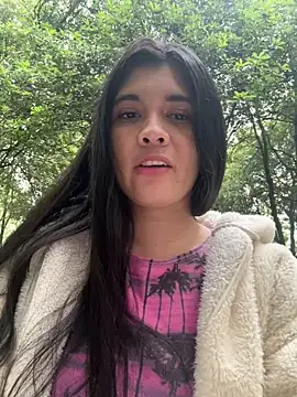 Snapshot of ambar-adaams chatting on June 9, 2026, 10:11 pm ambar-adaams online show from June 9, 2026, 10:11 pm