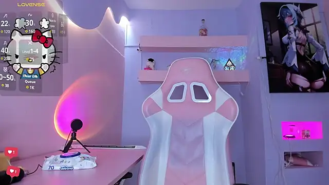 KristinWall online show from March 13, 2025, 11:05 pm