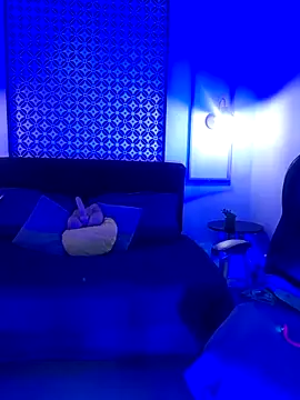 Amber gold  online show from May 20, 2026, 4:20 am