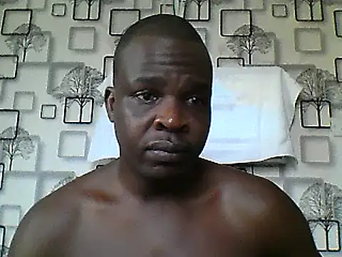 Snapshot of Chumba_001 chatting on February 19, 2025, 4:12 am Chumba 001 online show from February 19, 2025, 4:12 am