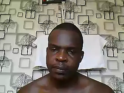 Snapshot of Chumba_001 chatting on February 5, 2025, 1:22 pm Chumba 001 online show from February 5, 2025, 1:22 pm