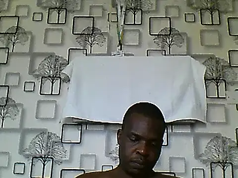 Snapshot of Chumba_001 chatting on February 6, 2025, 7:35 am Chumba 001 online show from February 6, 2025, 7:35 am