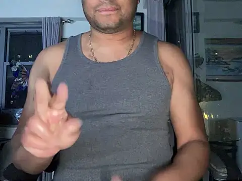Snapshot of ThickDick_Daddy chatting on June 25, 2026, 4:54 am ThickDick Daddy online show from June 25, 2026, 4:54 am