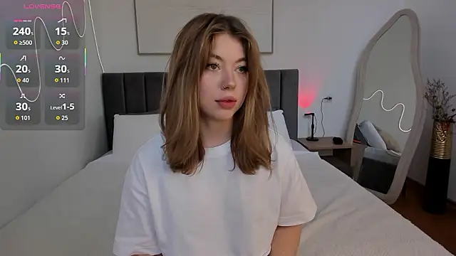 Snapshot of SimonaGerry chatting on March 26, 2026, 6:44 am SimonaGerry online show from March 26, 2026, 6:44 am