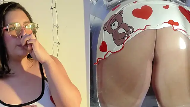 Snapshot of Paola_Lyon_ chatting on February 28, 2026, 6:46 am Paola Lyon online show from February 28, 2026, 6:46 am