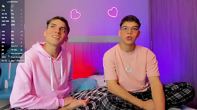 Snapshot of jake_and_joaquin chatting on March 17, 2025, 11:42 am jake and joaquin online show from March 17, 2025, 11:42 am