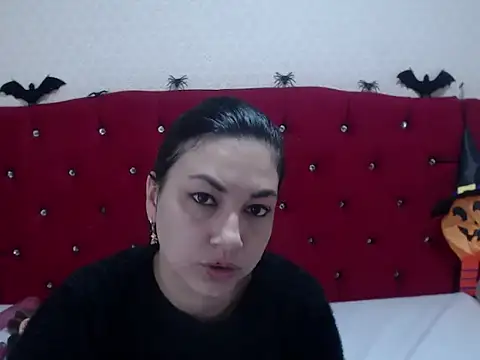 Snapshot of AdaFawxx chatting on October 24, 2025, 3:05 am AdaFawxx online show from October 24, 2025, 3:05 am