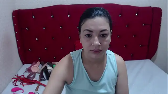 Snapshot of AdaFawxx chatting on October 3, 2025, 4:25 am AdaFawxx online show from October 3, 2025, 4:25 am
