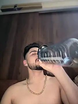 Snapshot of Sexclub69@xh chatting on March 29, 2026, 6:20 pm Sexclub69xh online show from March 29, 2026, 6:20 pm