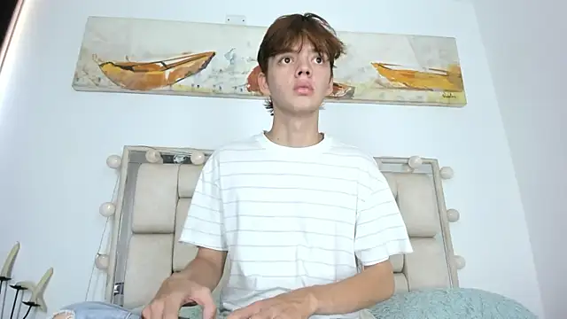 daniel hot03 online show from October 17, 2025, 8:21 pm