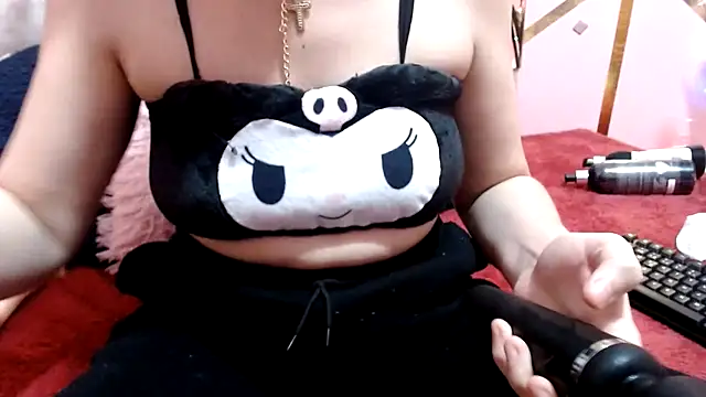 Snapshot of nadescomthxx chatting on November 6, 2025, 3:38 pm nadescomthxx online show from November 6, 2025, 3:38 pm