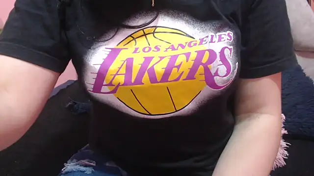 Snapshot of nadescomthxx chatting on November 3, 2025, 2:09 pm nadescomthxx online show from November 3, 2025, 2:09 pm