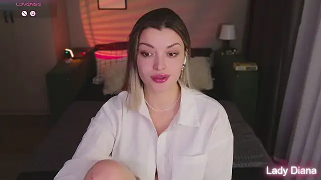 LancasterLady online show from November 19, 2025, 1:33 pm