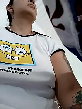 Snapshot of my-kitty chatting on November 16, 2025, 3:50 pm my-kitty online show from November 16, 2025, 3:50 pm