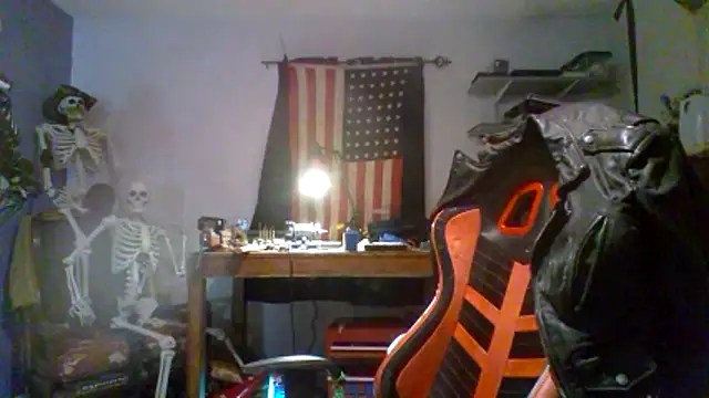 Snapshot of Woodywoodsup1 chatting on November 8, 2025, 5:55 am Woodywoodsup1 online show from November 8, 2025, 5:55 am